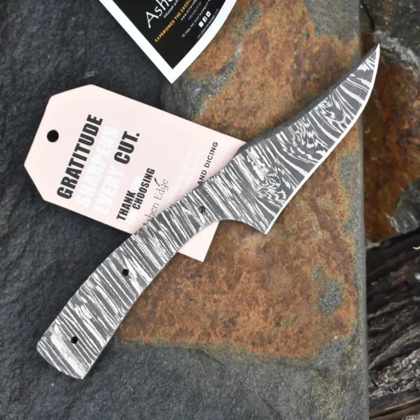 Damascus blank blade knife - Image 2